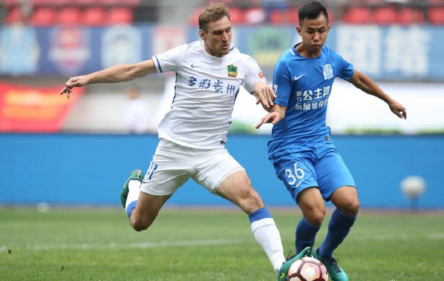 包含阿贾克斯发布备战花絮，国际比赛日强势反弹，中超任务艰巨，团队化学反应显著的词条